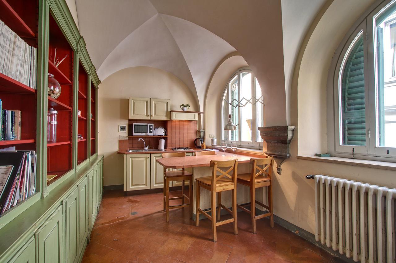 Appartement Ravel Near The Ponte Vecchio Florence